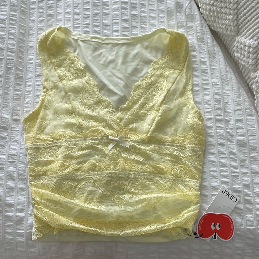 Cider lace top